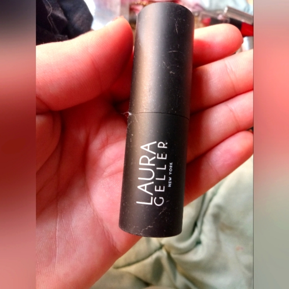 Sexy red lipstick with beautiful design in perfect condition case for it!